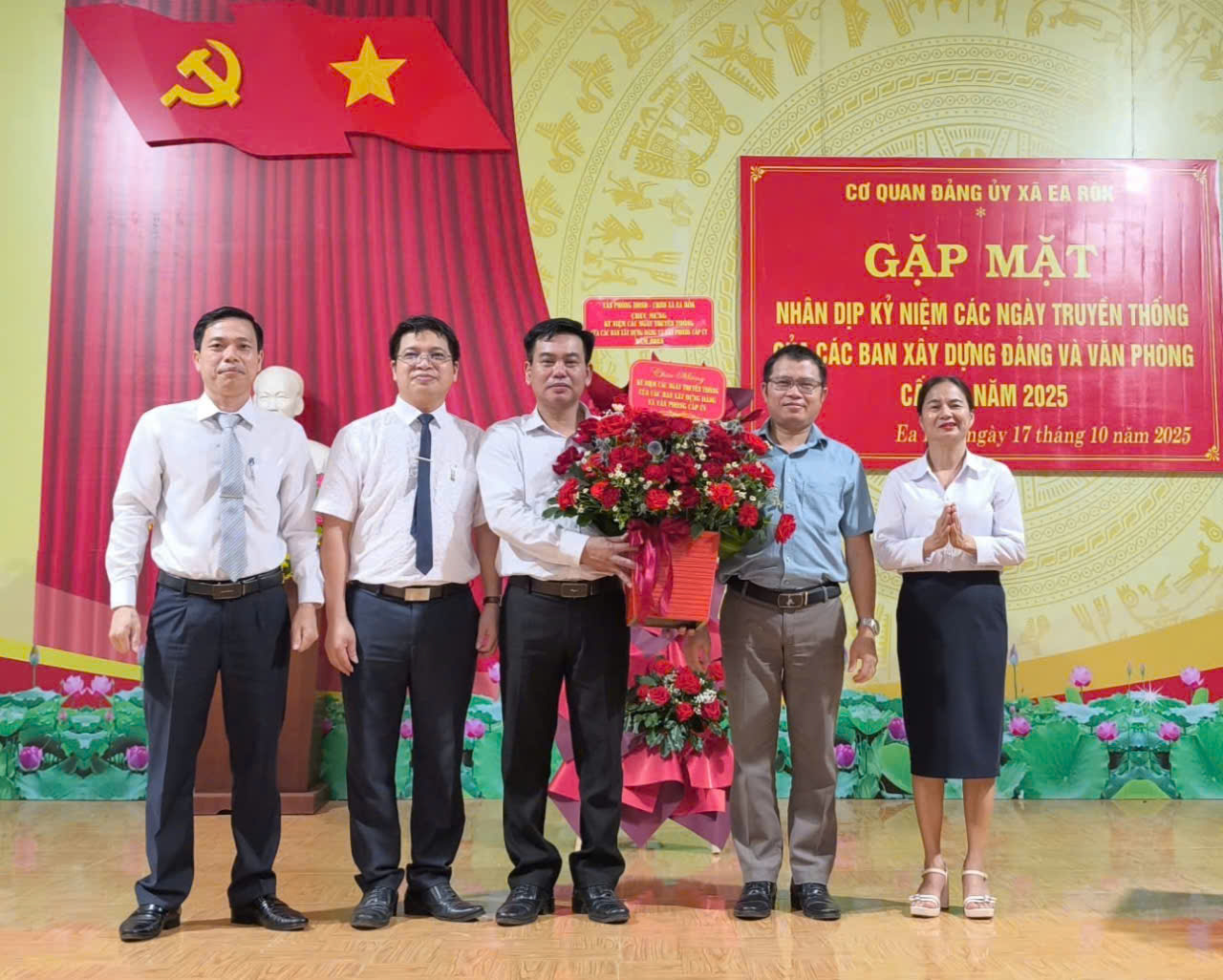 Gặp mặt nhân dịp kỷ niệm Ngày truyền thống các Ban Xây dựng Đảng và Văn phòng Cấp ủy năm 2025