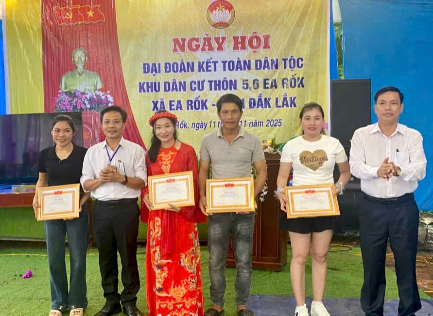 z7223771067694_7e500c45da56c6d98c1ff693f85989b3