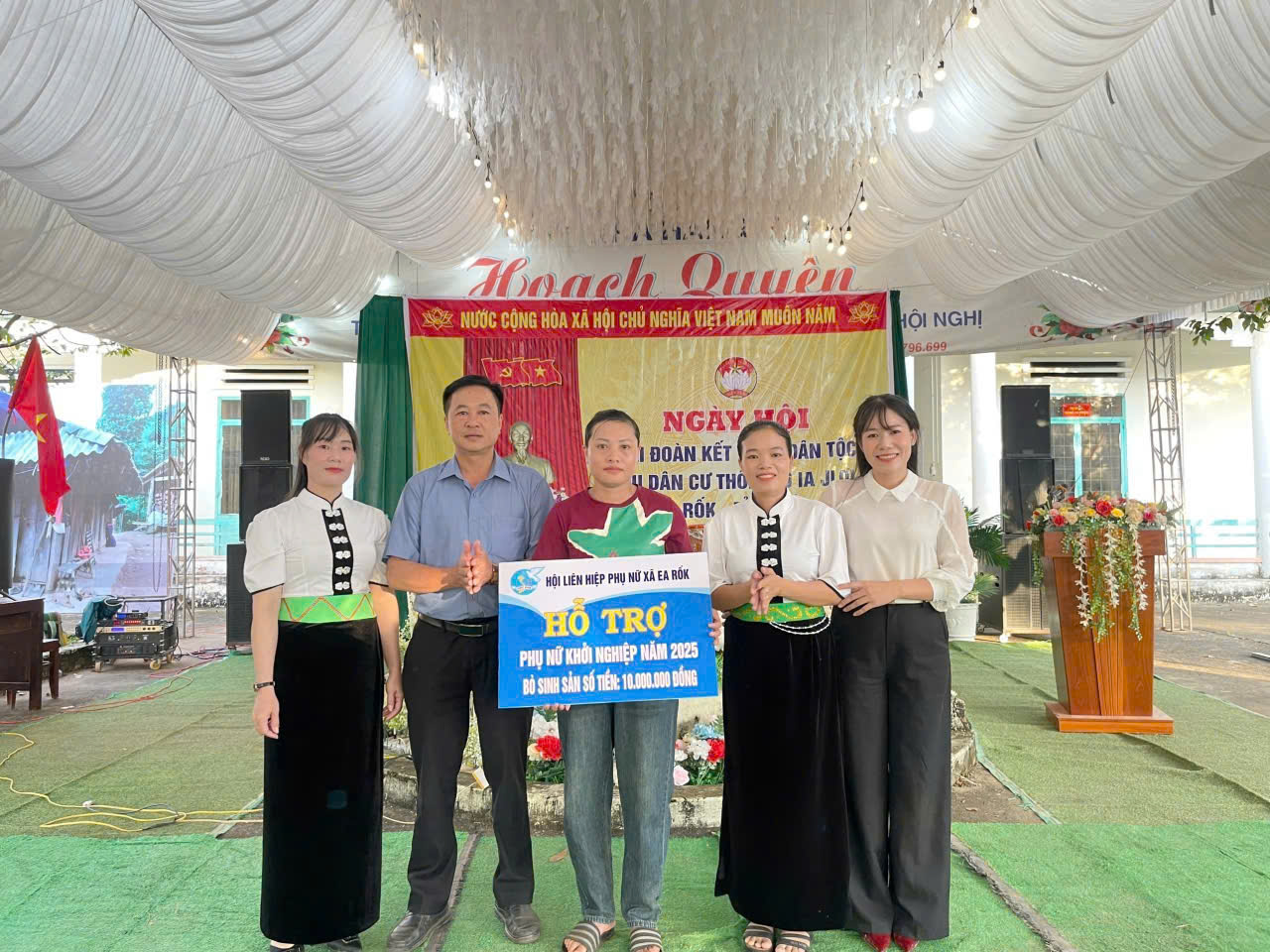 z7224763294863_c1ab17b6ae8a8a205f7c965a7f8296c8