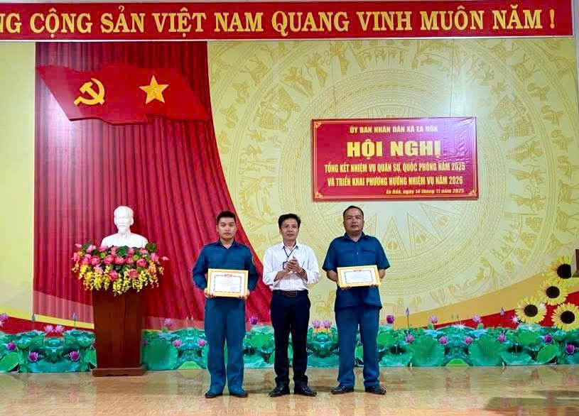 Xã Ea Rốk tổng kết công tác quân sự, quốc phòng năm 2025 và triển khai nhiệm vụ năm 2026