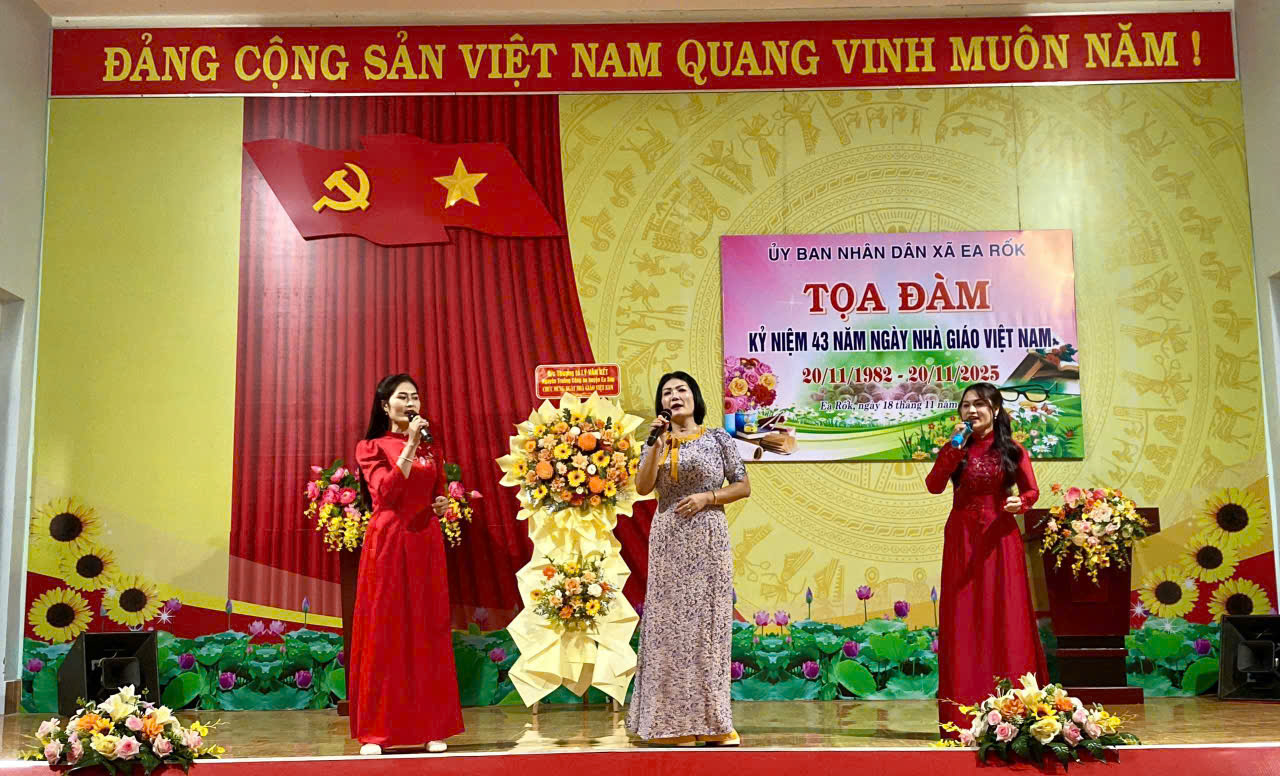 z7241674868714_29587fa5c63933619dde4ddb2adde729