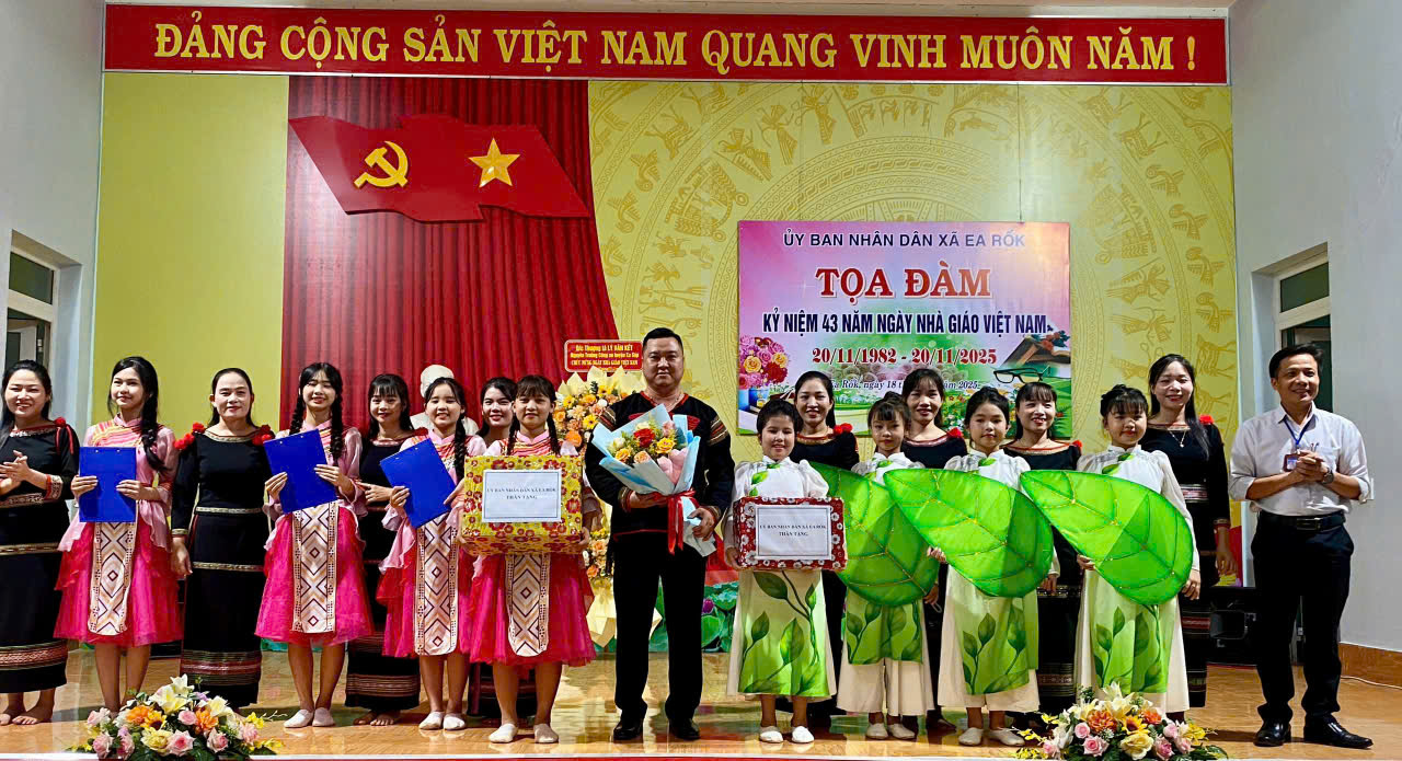 z7241674870515_9d9b83382a8ab167b3dea277825542a4