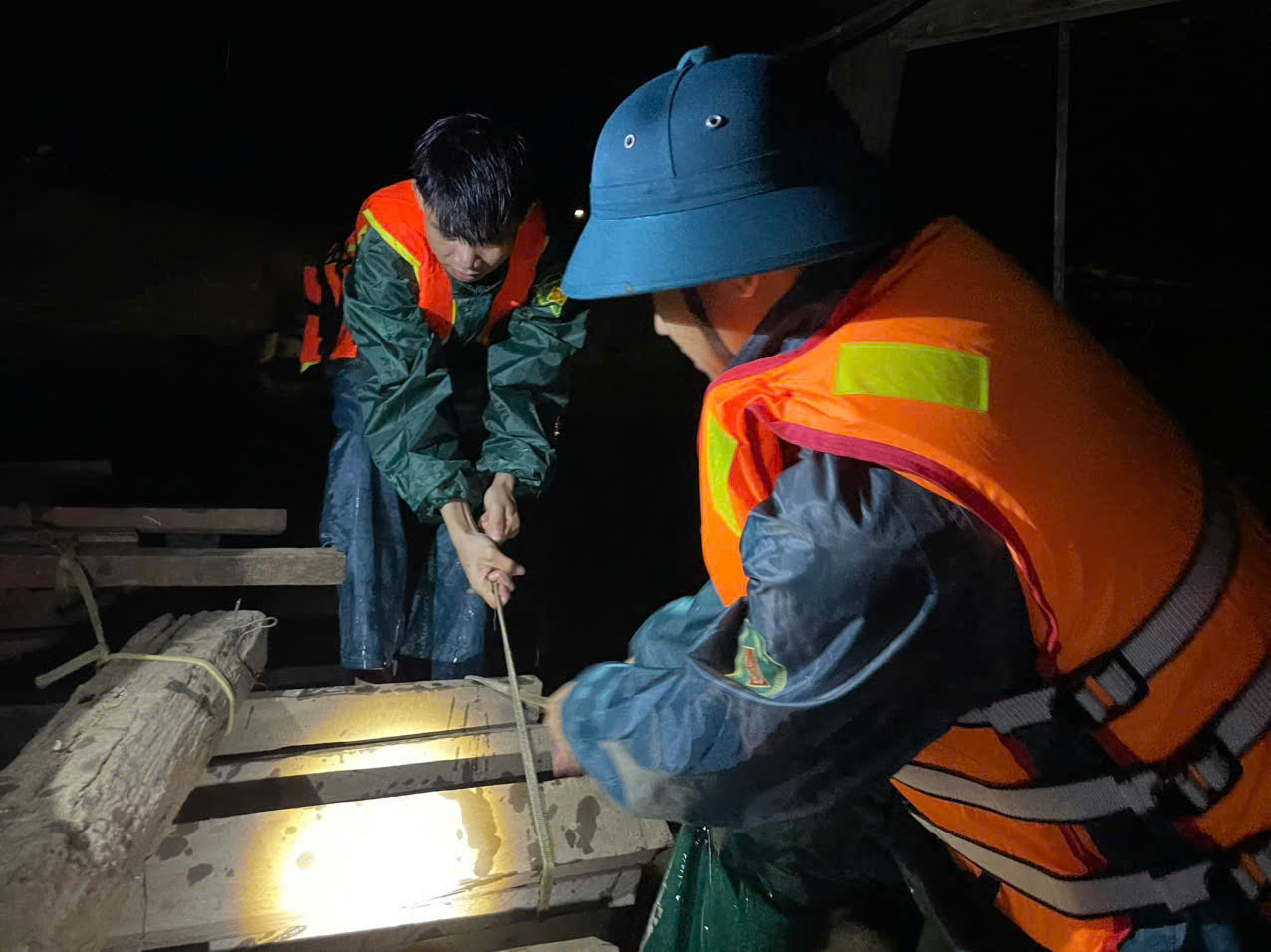 z7241728593451_8d75d2aa33e0bdffd1518f84446d677b