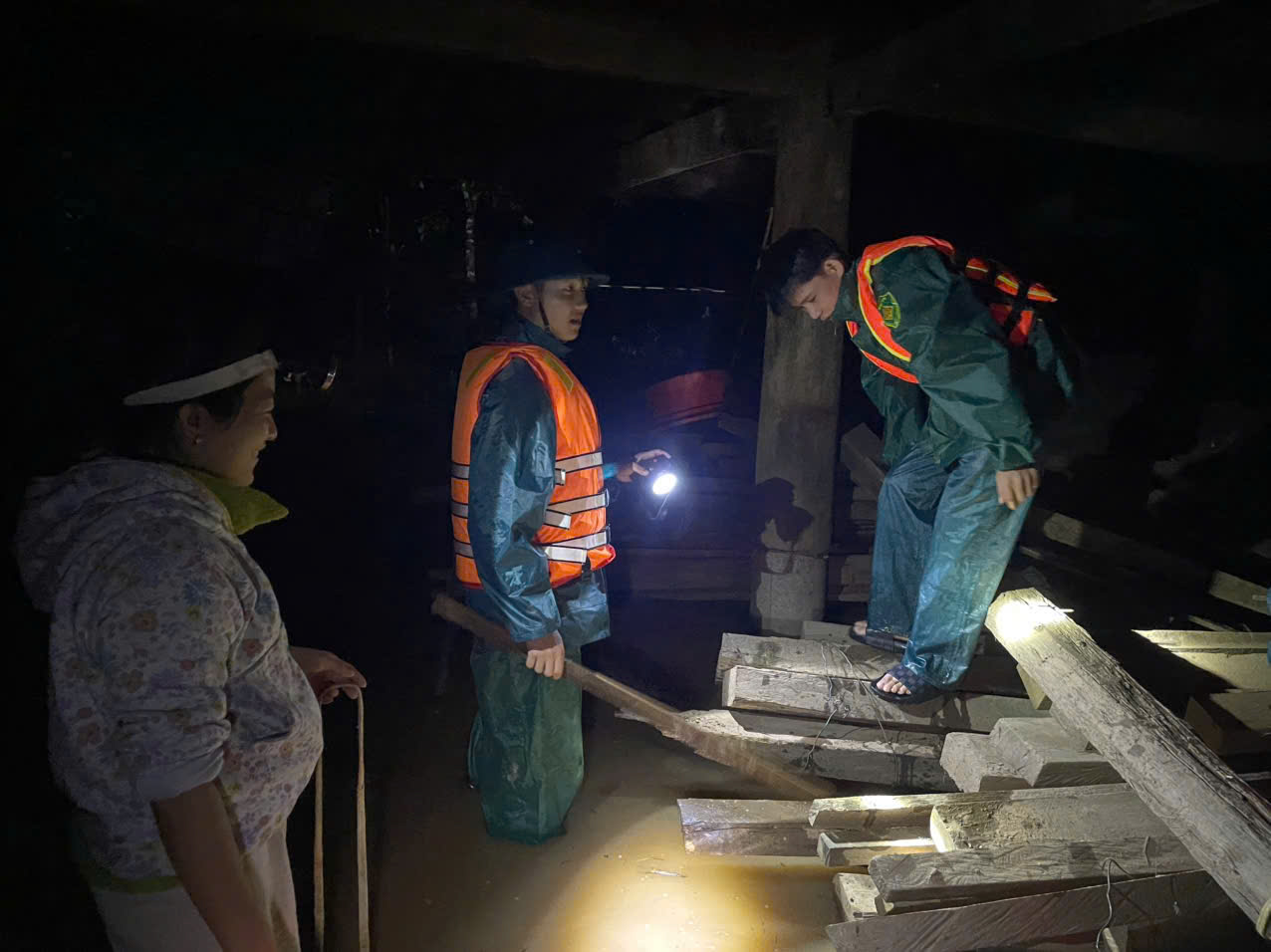 z7241728616265_d5346fb5679cd2489c0cb4314f31071b