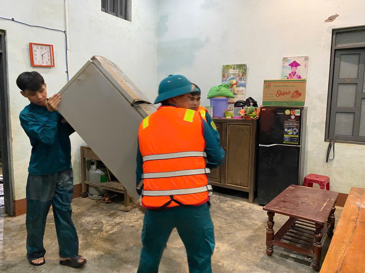 z7243649366122_38ddc19e2a689cf7682280a5b605773c