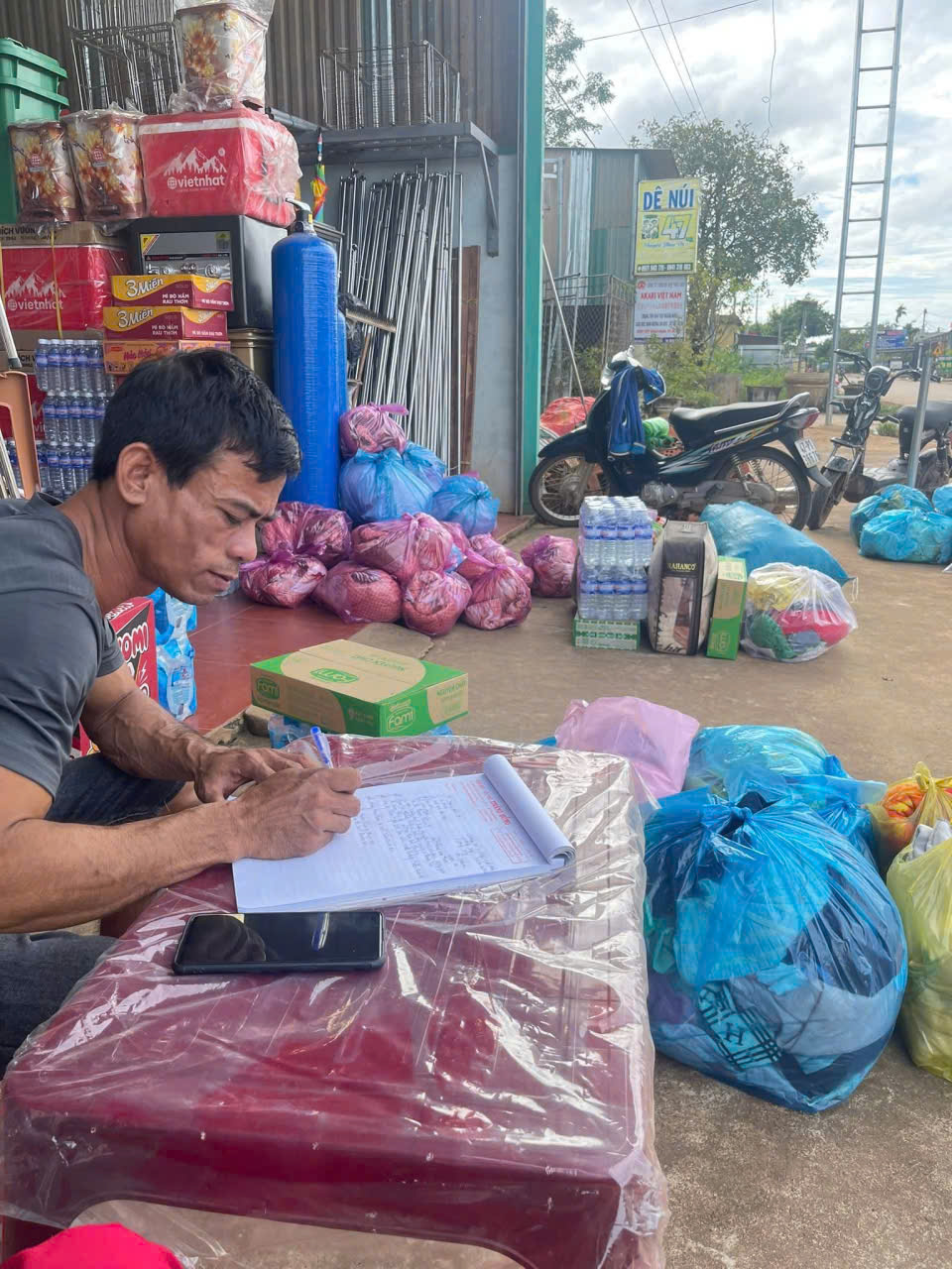 z7254389957503_a21990c58fbdb3131aa4c589887e34d8