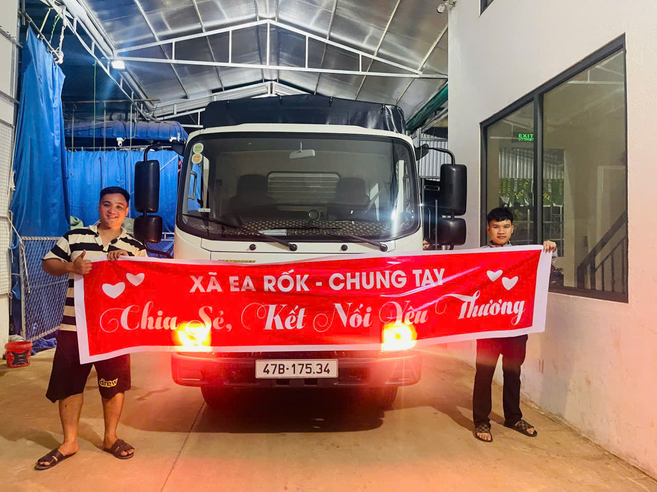 Xã Ea Rốk: Vận động hơn 2.000 phần quà hỗ trợ người dân vùng thiên tai