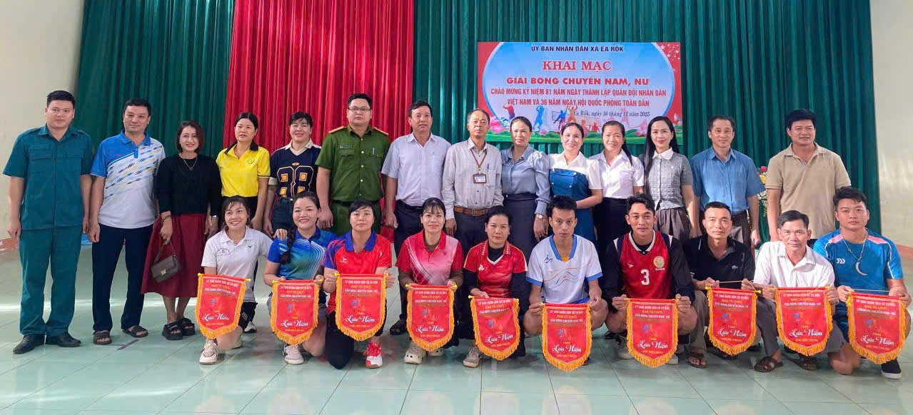 UBND xã Ea Rốk tổ chức Giải bóng chuyền nam, nữ năm 2025