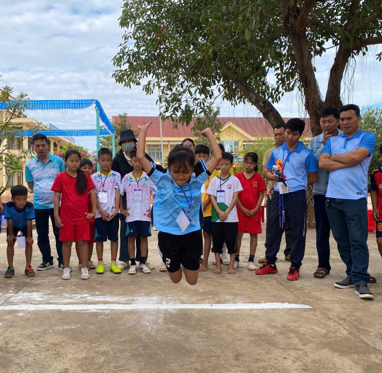 z7374977338833_48e3077350f72375470b5a33b5298780