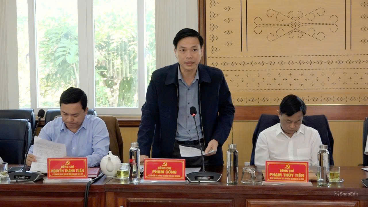 Xã Ea Rốk tham gia làm việc với Đoàn Công tác số 3 Ban Chỉ đạo bầu cử tỉnh Đắk Lắk