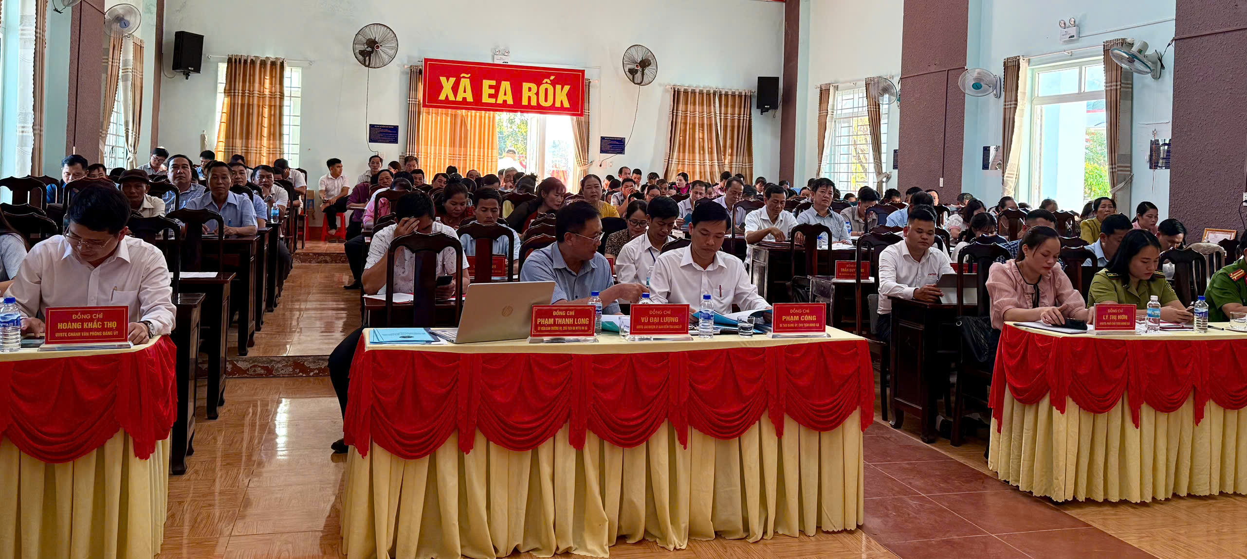 z7432356864635_4b3bd0a6a875b818b60c6a0f195d1f86