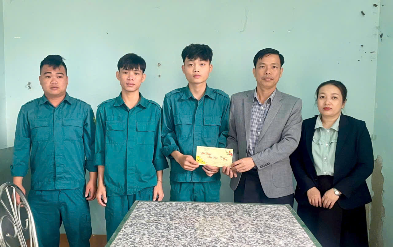 z7504242606618_fd9f90fa821621579ac7c3c1af19e61c