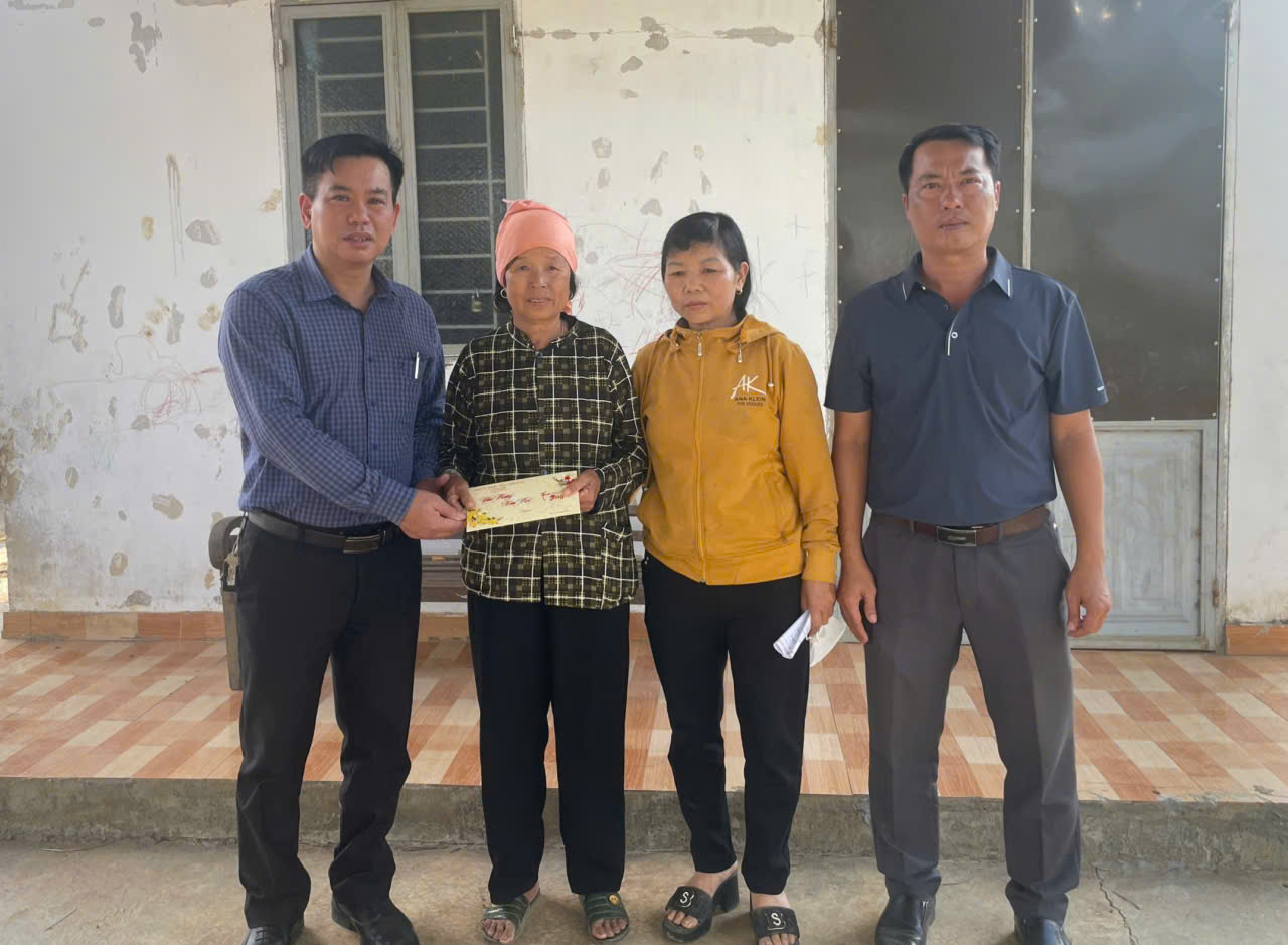 z7510804791221_940245e9a6470b1ab400568604c3595f