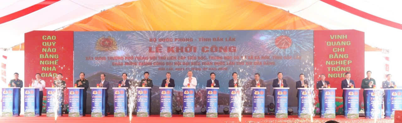 z7524532894037_4eb78622b1bfd3615015f123111cac60