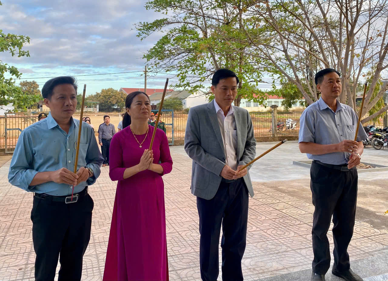 z7530762312168_8f765c65cf27bde149f2fd903787e054