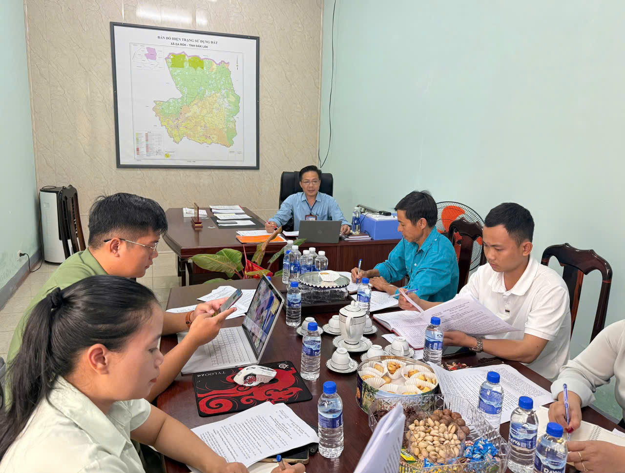 Xã Ea Rốk tổ chức họp triển khai nhiệm vụ các Ban bầu cử chuẩn bị cho công tác bầu cử