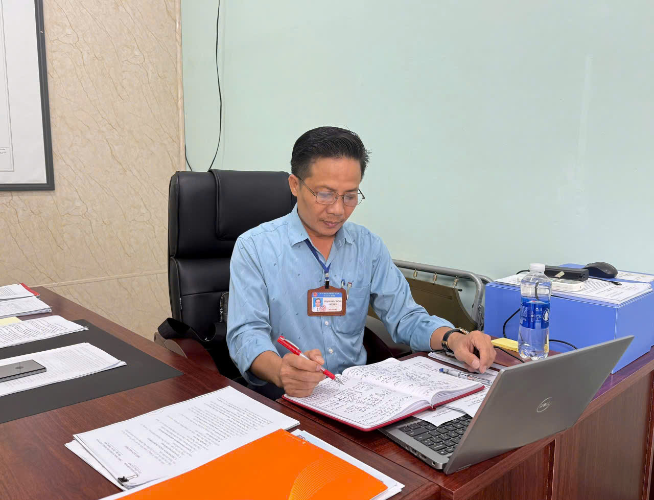 z7575353868324_0f4b7ecb962ad009b83059cf488c2576