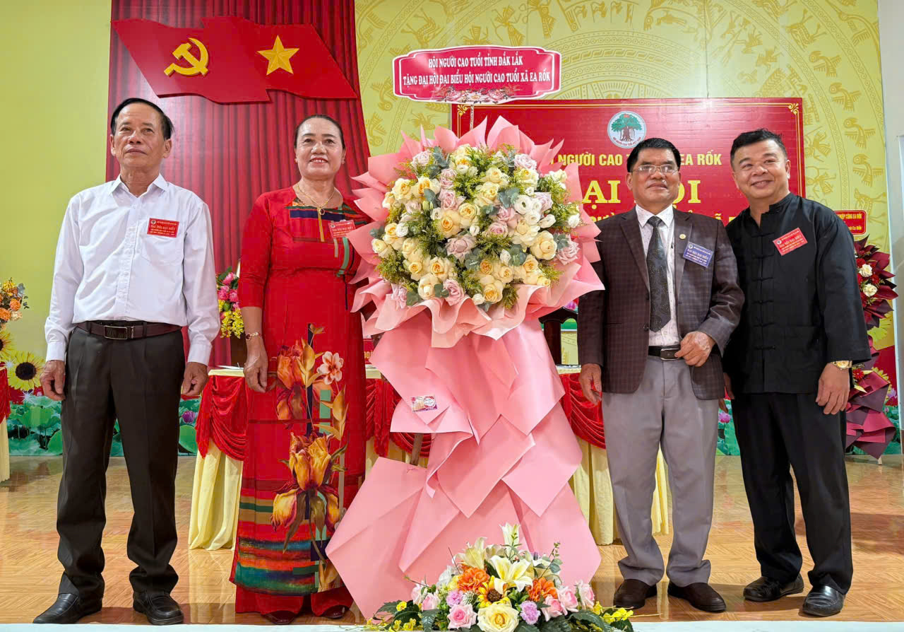 z7586095309430_f4c64aef42d765d0579bca56e395f2a3