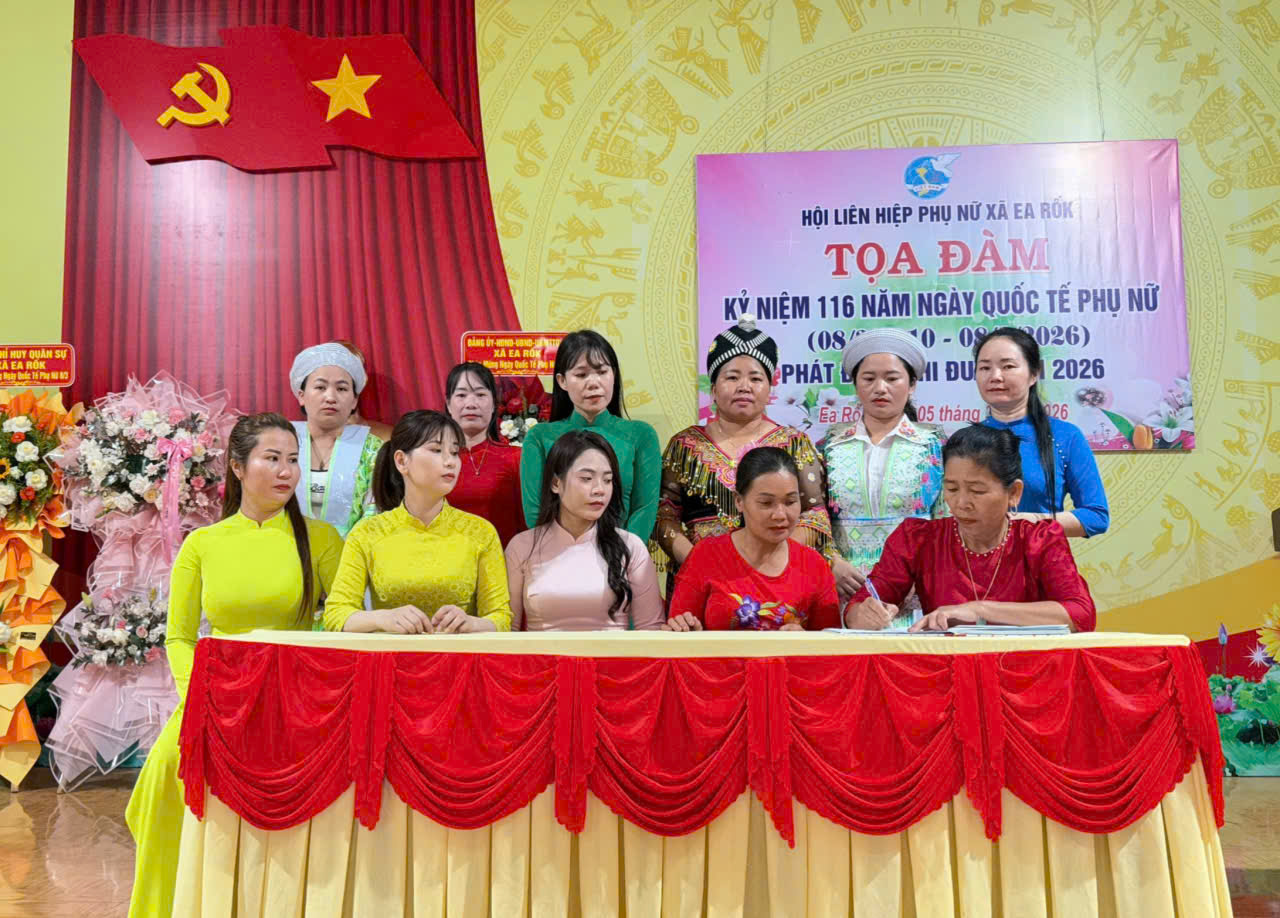 z7589776368604_bcd7738d4bb562b2309bfc7f240c554b