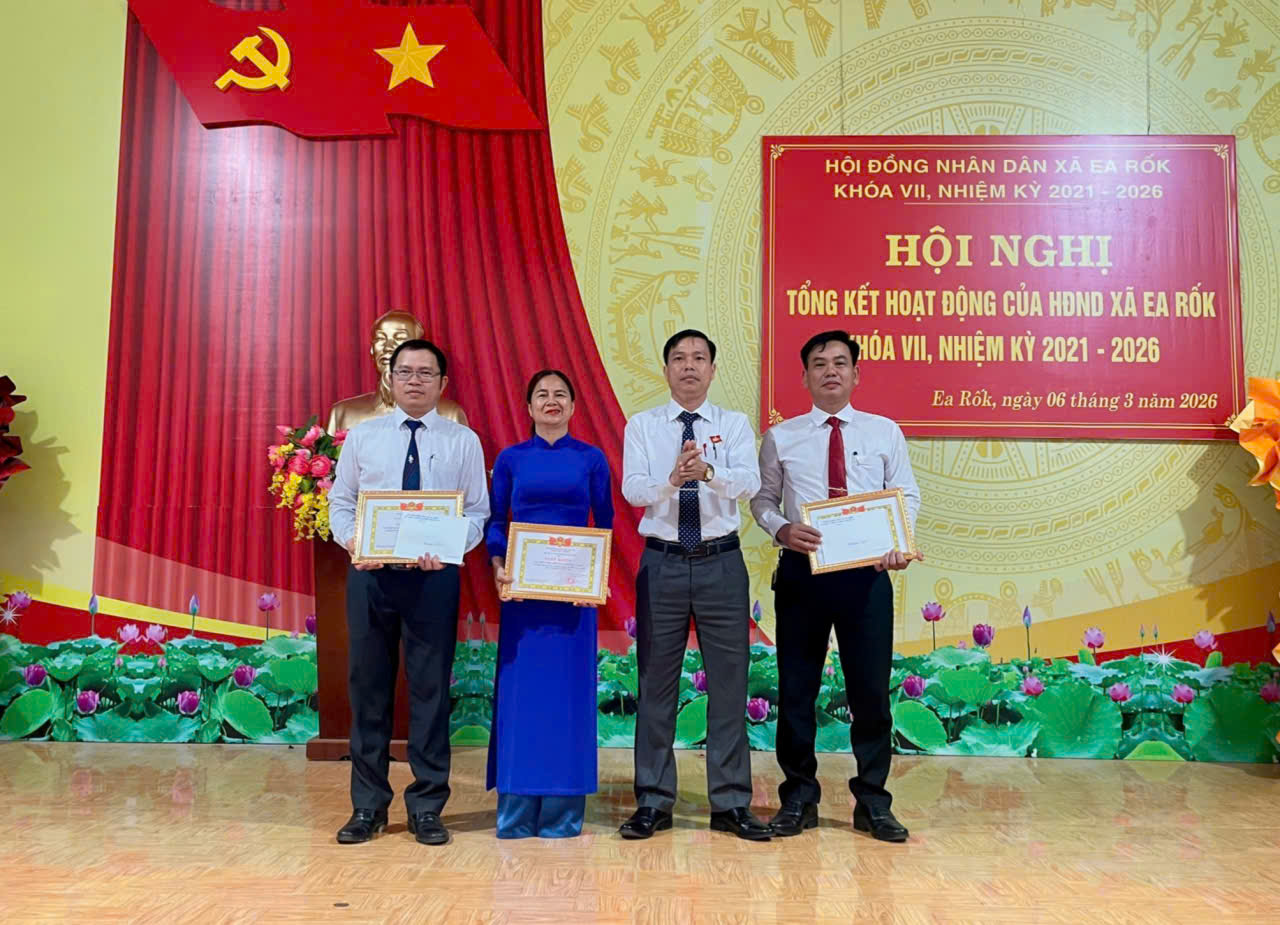 z7605085333250_bc3d5f501000f510f98184b644207b78