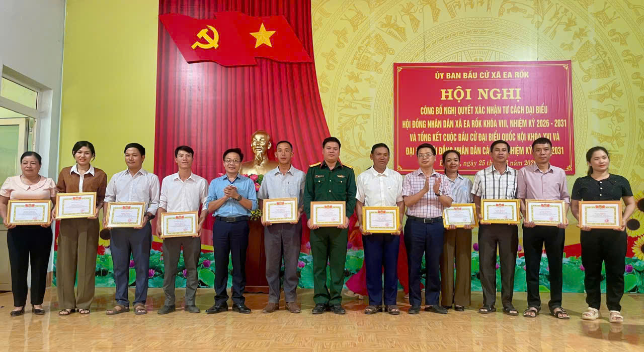 z7658721105000_598c380c309f050cbf593c04ee380419