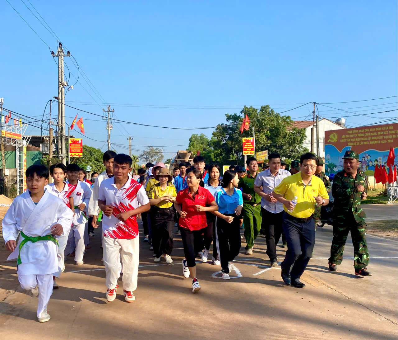 Xã Ea Rốk phát động Ngày chạy Olympic vì sức khỏe toàn dân năm 2026