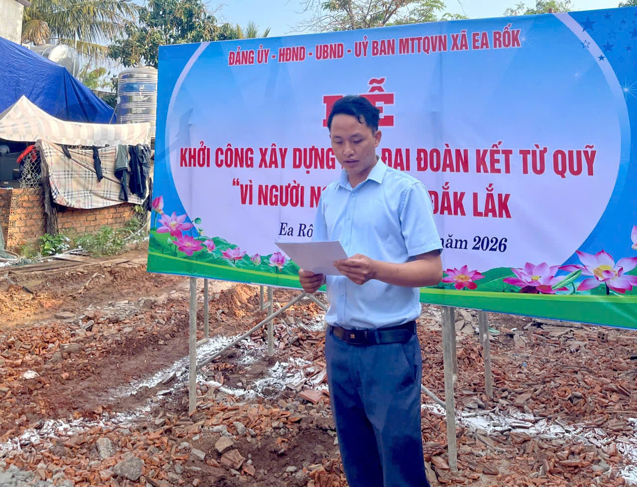 z7682721971591_53d6db9cde7fa6059fbabbfd9e746806